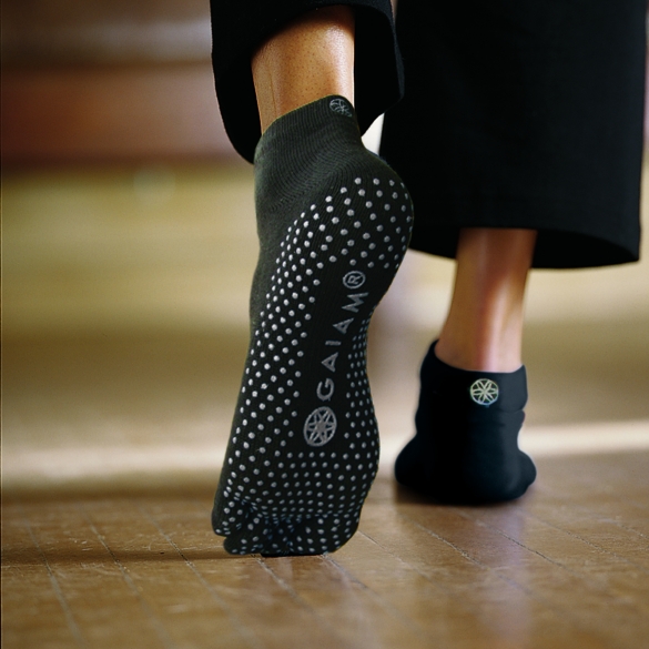 Gaiam Antislip sokken zwart met witte stippen (S/M) G05-52204