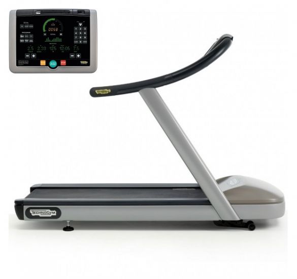 TechnoGym Loopband jog now excite+ 700i zilver gebruikt BBTGJNE700IZI